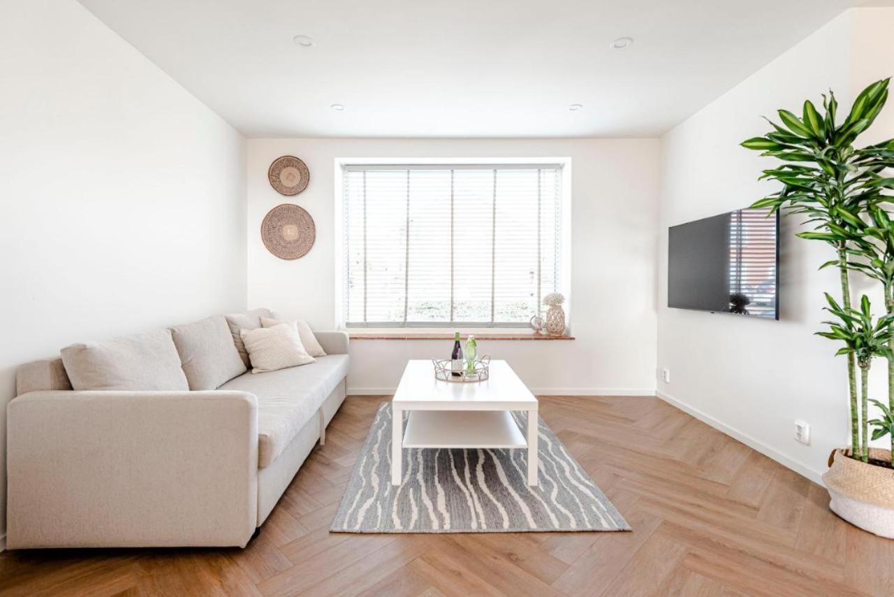 Windhoek Apartment ซานด์โวร์ต ภายนอก รูปภาพ